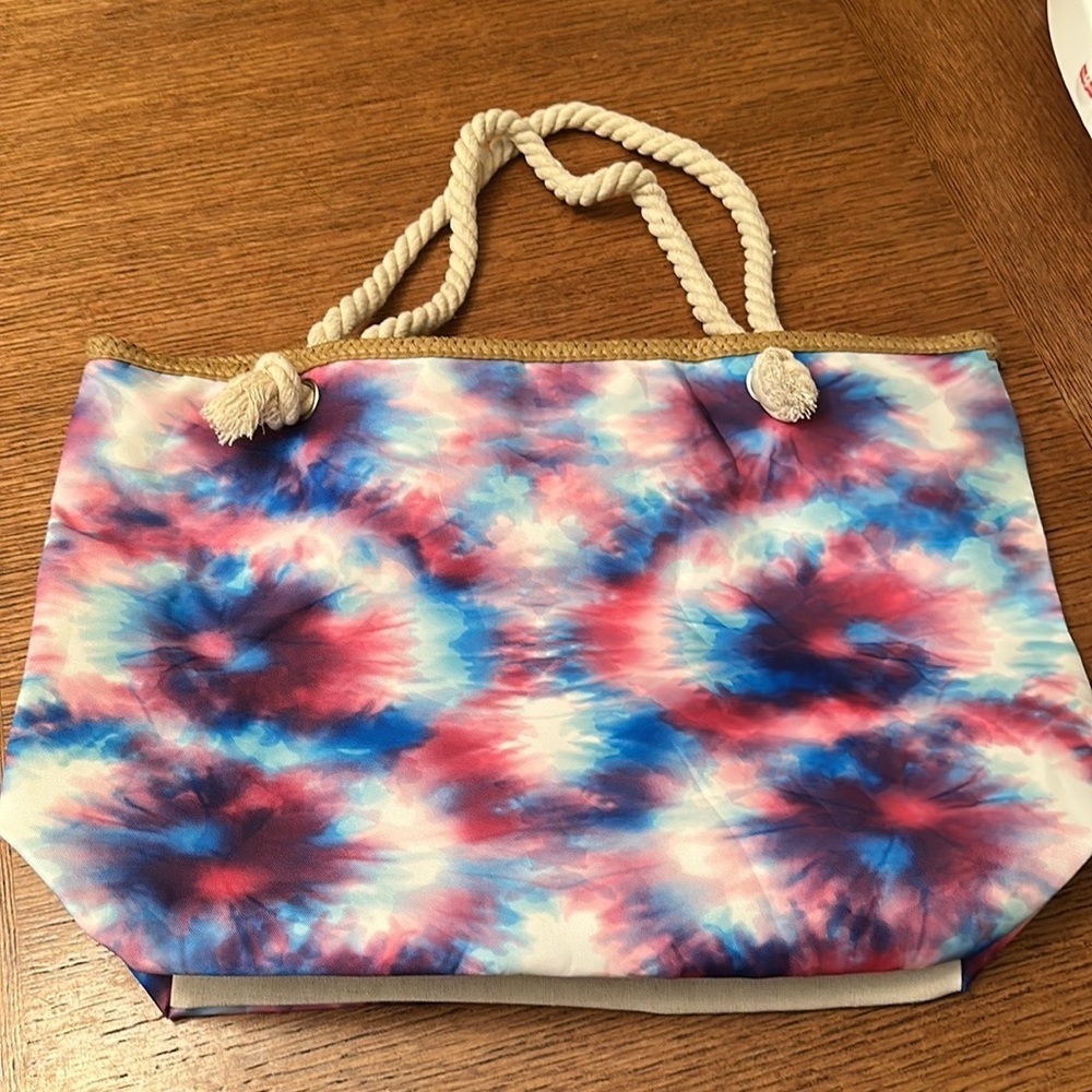 - New TIE DYE TOTE BAG
